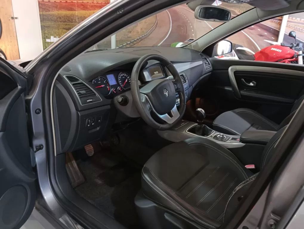 renault-laguna-break-2011-diesel-1461cc