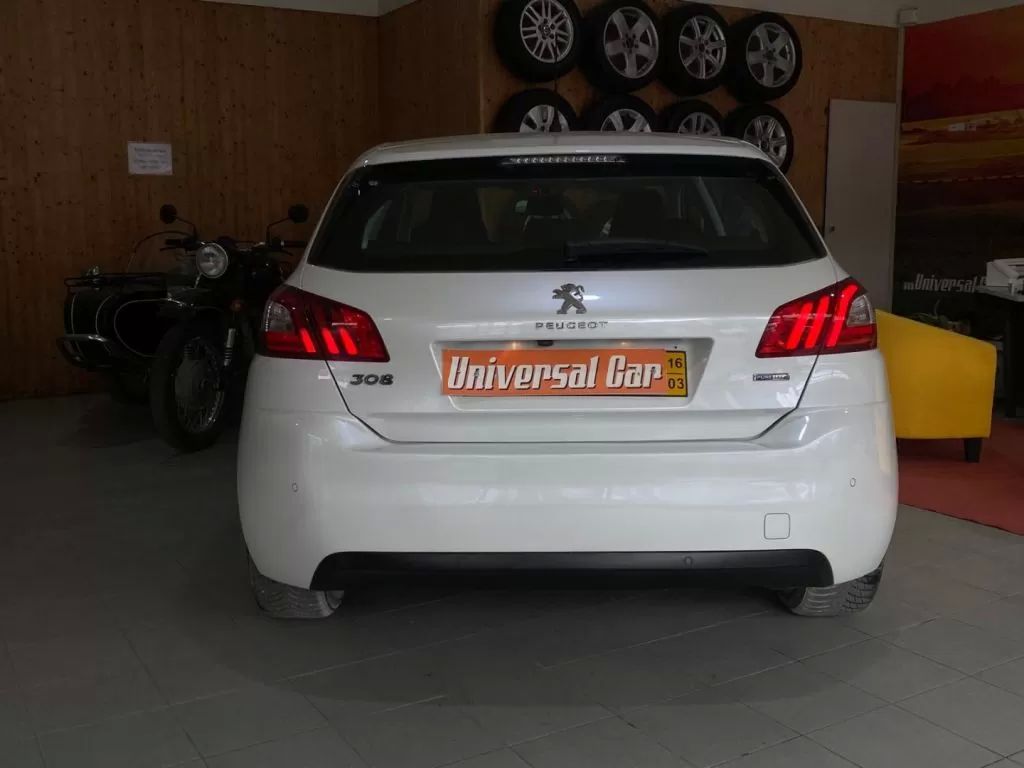 peugeot-308-2016-gasolina-1199cc