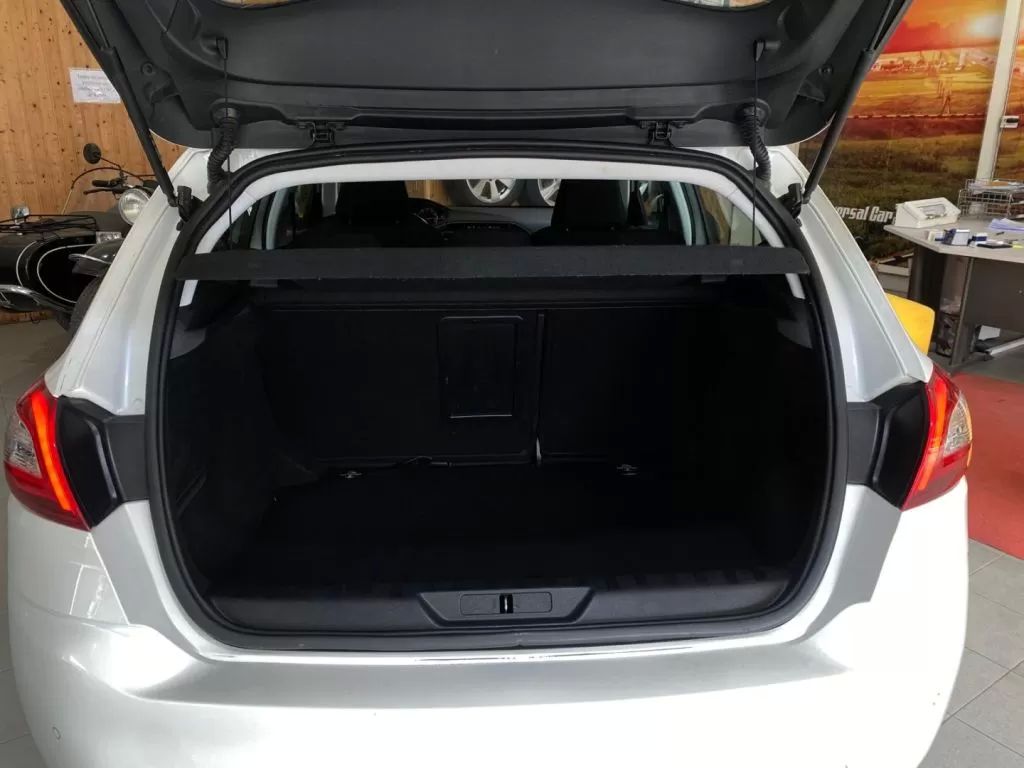 peugeot-308-2016-gasolina-1199cc