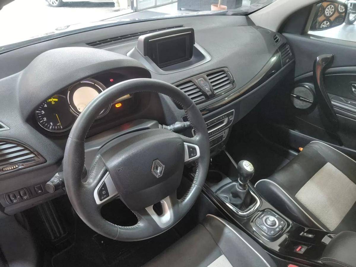 renault-megane-sport-tourer-2012-diesel-1461cc