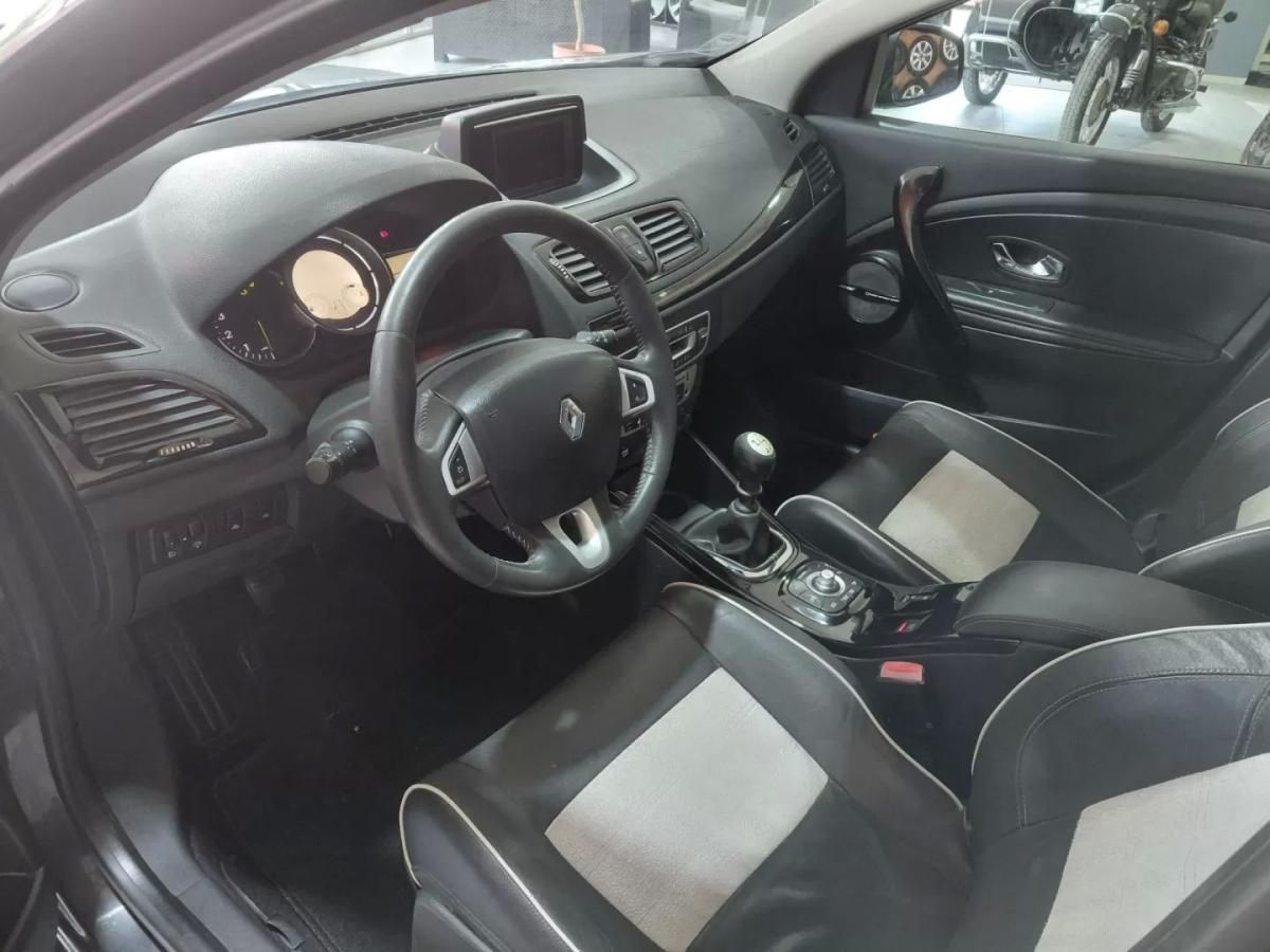 renault-megane-sport-tourer-2012-diesel-1461cc