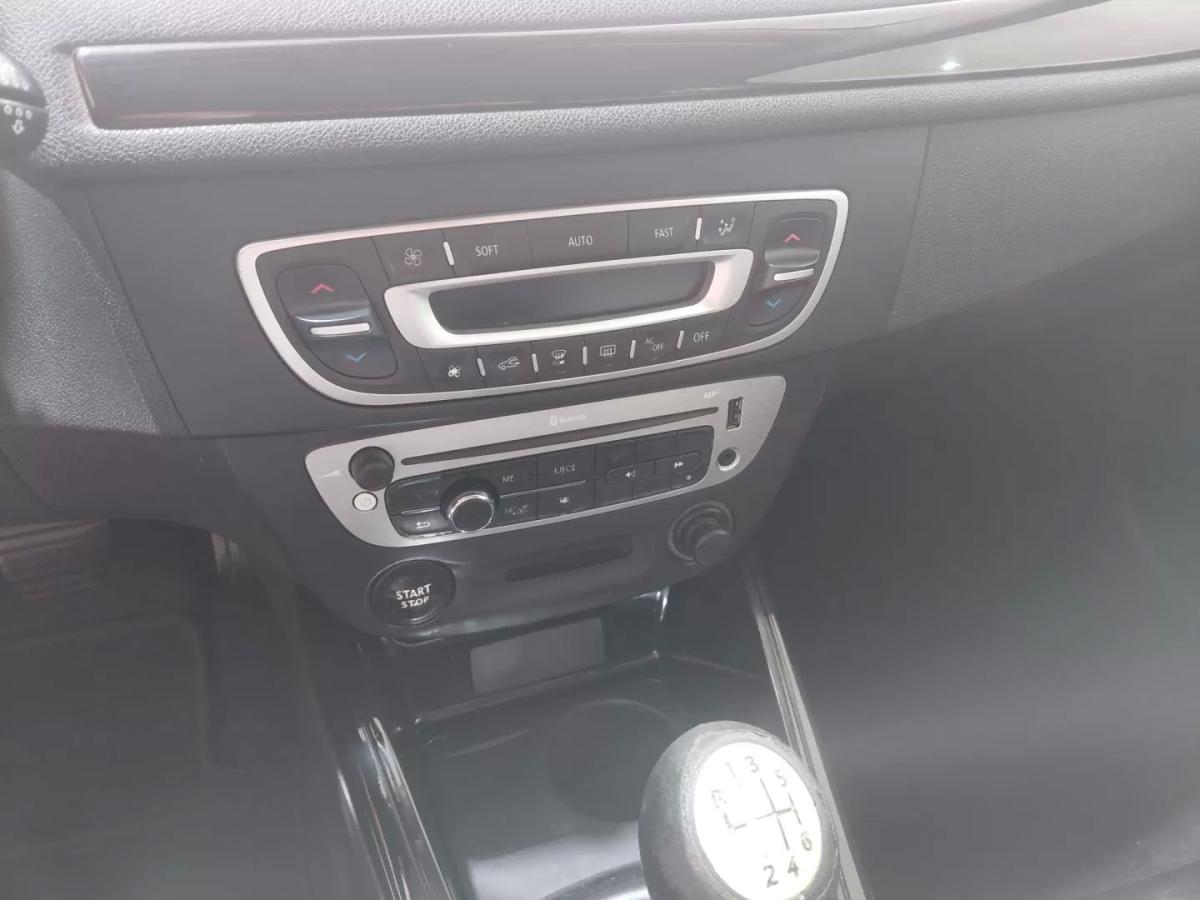 renault-megane-sport-tourer-2012-diesel-1461cc