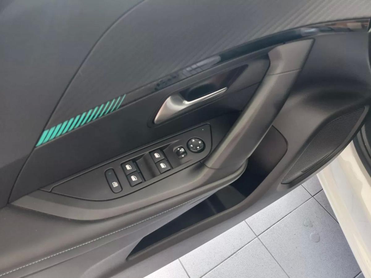 peugeot-2008-2021-gasolina-1199cc