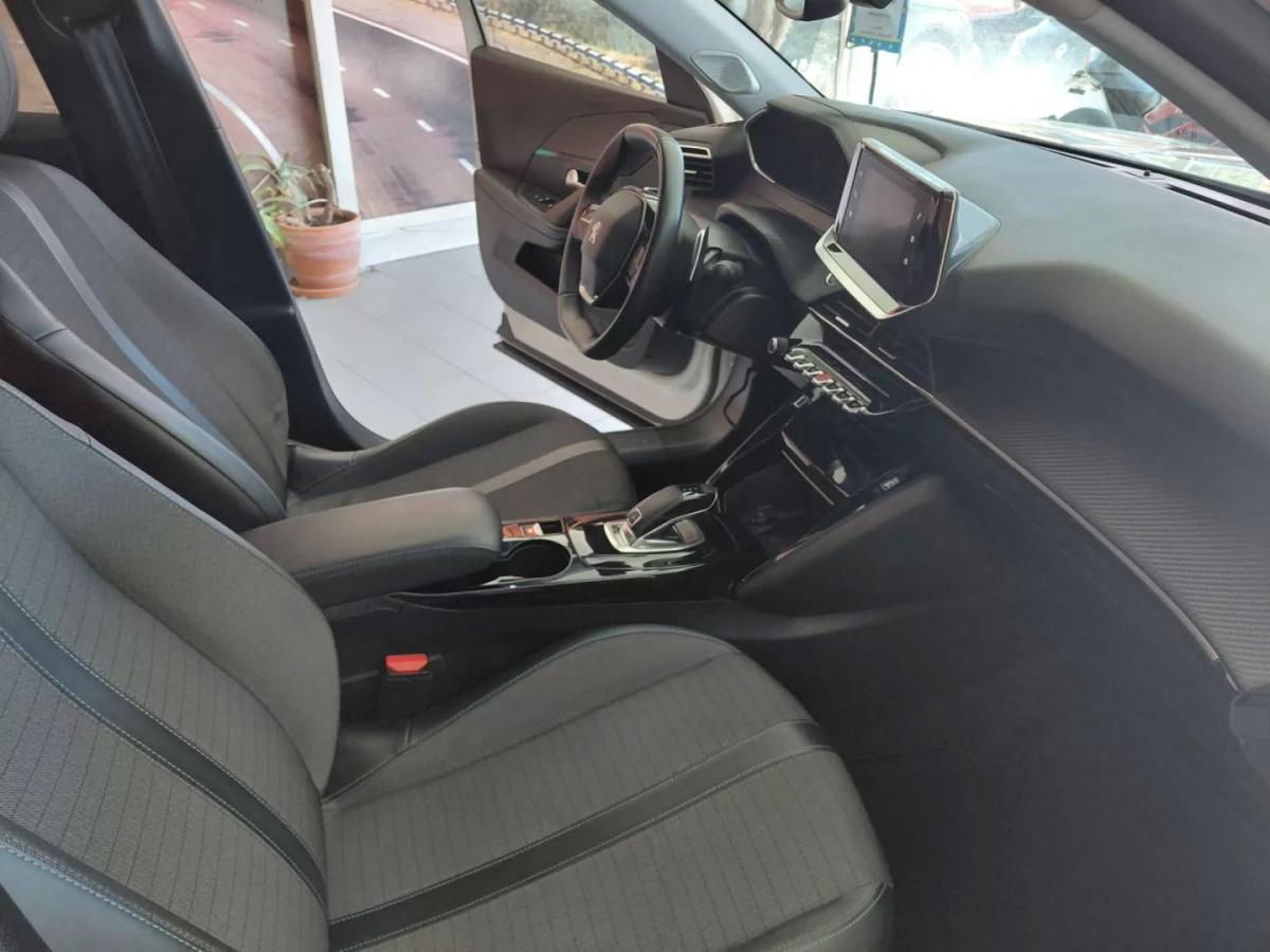 peugeot-2008-2021-gasolina-1199cc