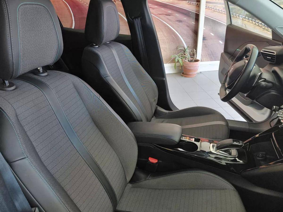 peugeot-2008-2021-gasolina-1199cc