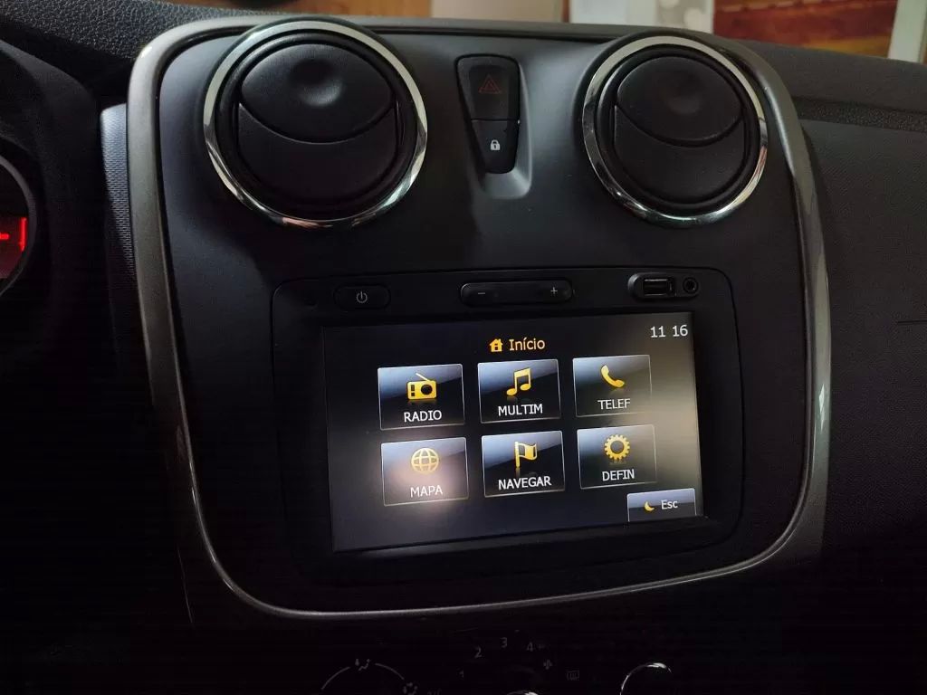 dacia-sandero-2015-diesel-1461cc