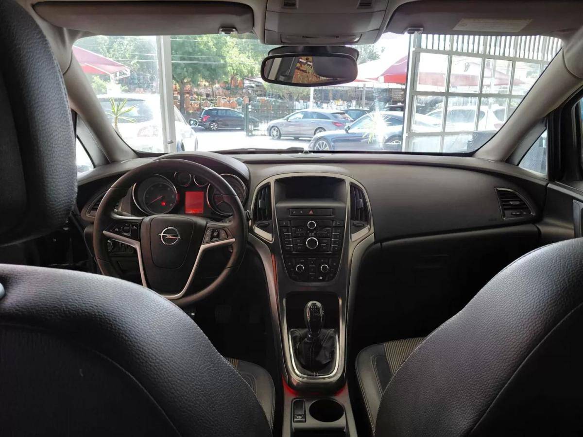 opel-astra-2010-diesel-1686cc