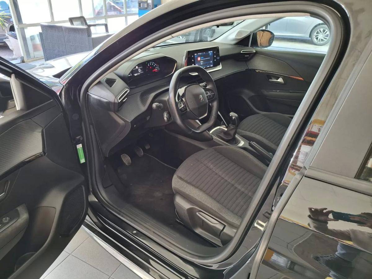 peugeot-208-2020-gasolina-1199cc