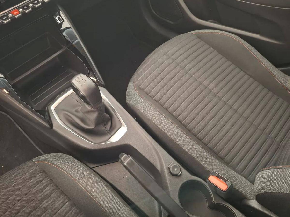 peugeot-208-2020-gasolina-1199cc