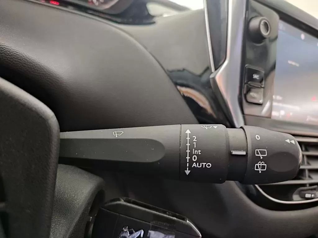 peugeot-208-2018-diesel-1499cc