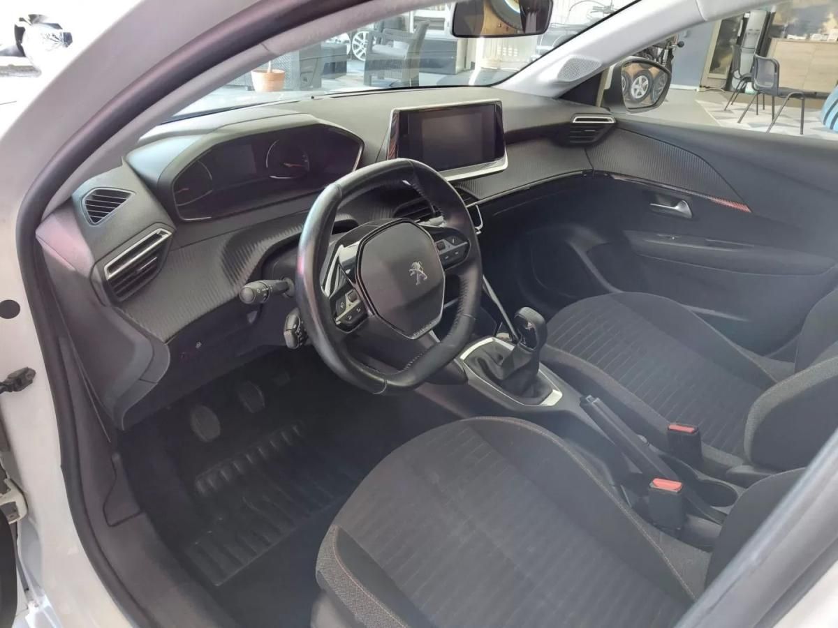 peugeot-208-2021-gasolina-1199cc