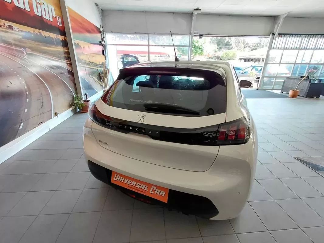 peugeot-208-2021-gasolina-1199cc