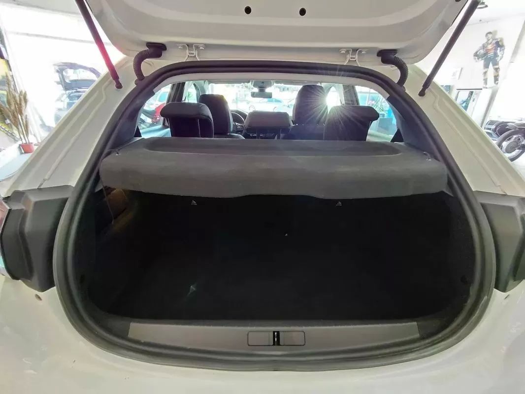 peugeot-208-2021-gasolina-1199cc