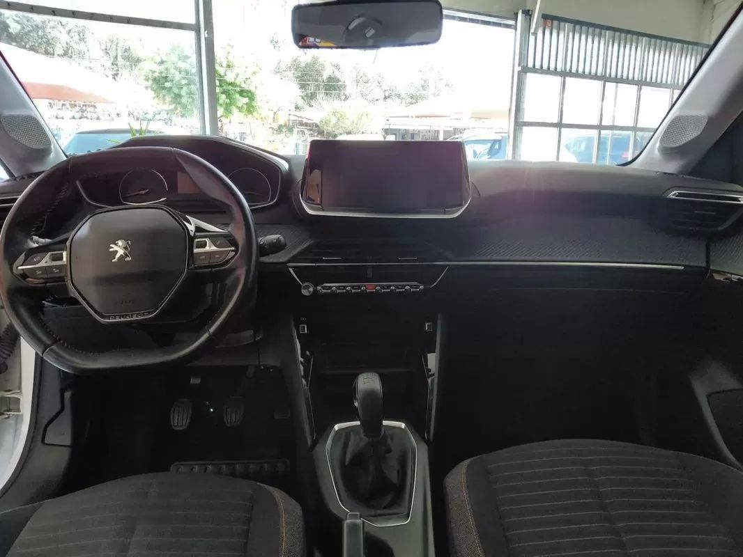 peugeot-208-2021-gasolina-1199cc