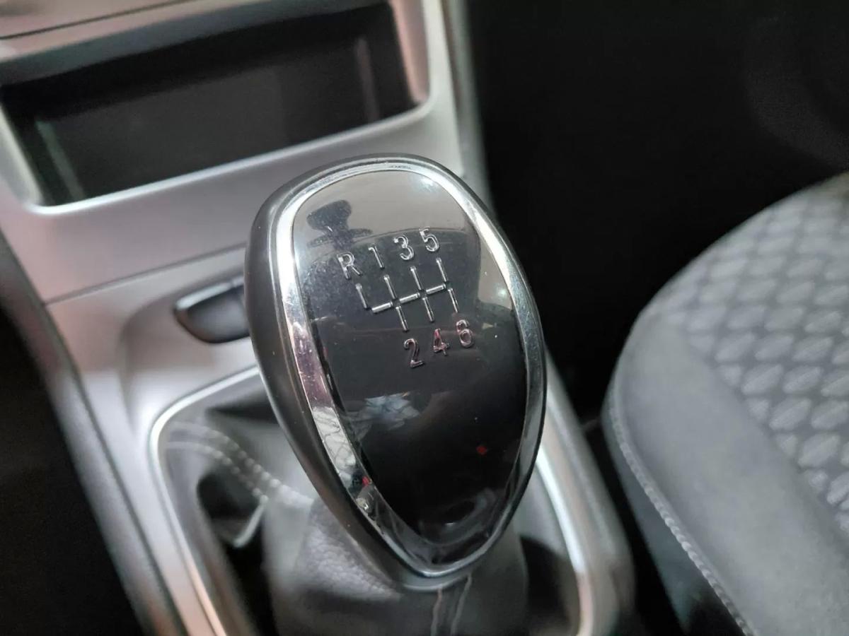 opel-astra-2019-diesel-1598cc
