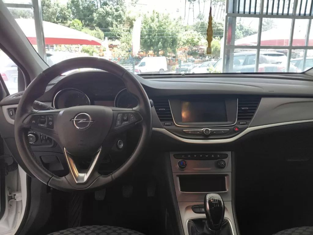 opel-astra-sport-tourer-2020-gasolina-1199cc