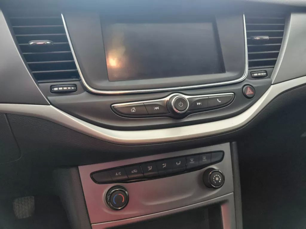 opel-astra-sport-tourer-2020-gasolina-1199cc