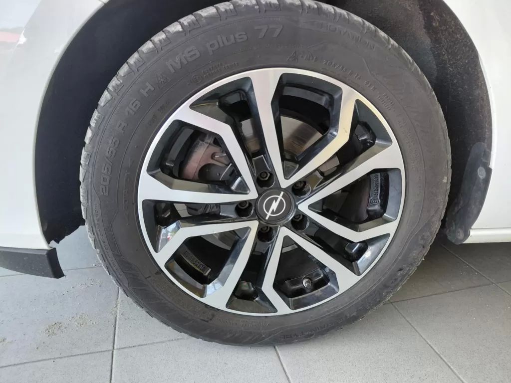 opel-astra-sport-tourer-2020-gasolina-1199cc