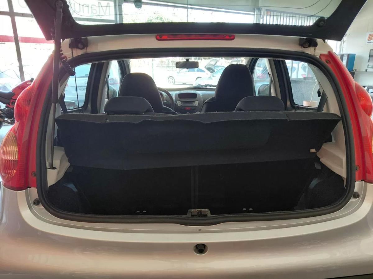 peugeot-107-2011-gasolina-998cc