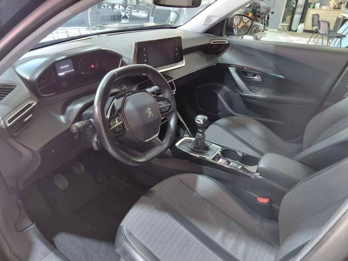 peugeot-2008-2021-gasolina-1199cc
