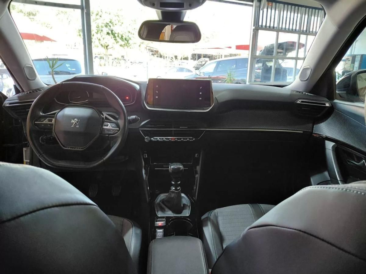 peugeot-2008-2021-gasolina-1199cc