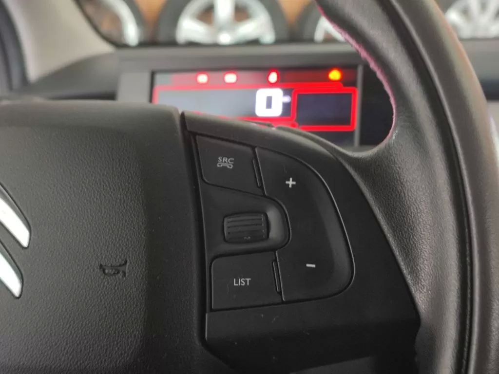 citroen-c4-cactus-2015-diesel-1560cc