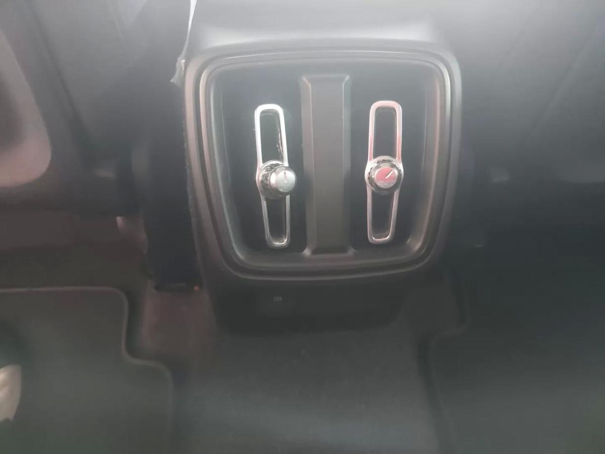 volvo-xc40-2019-gasolina-1477cc