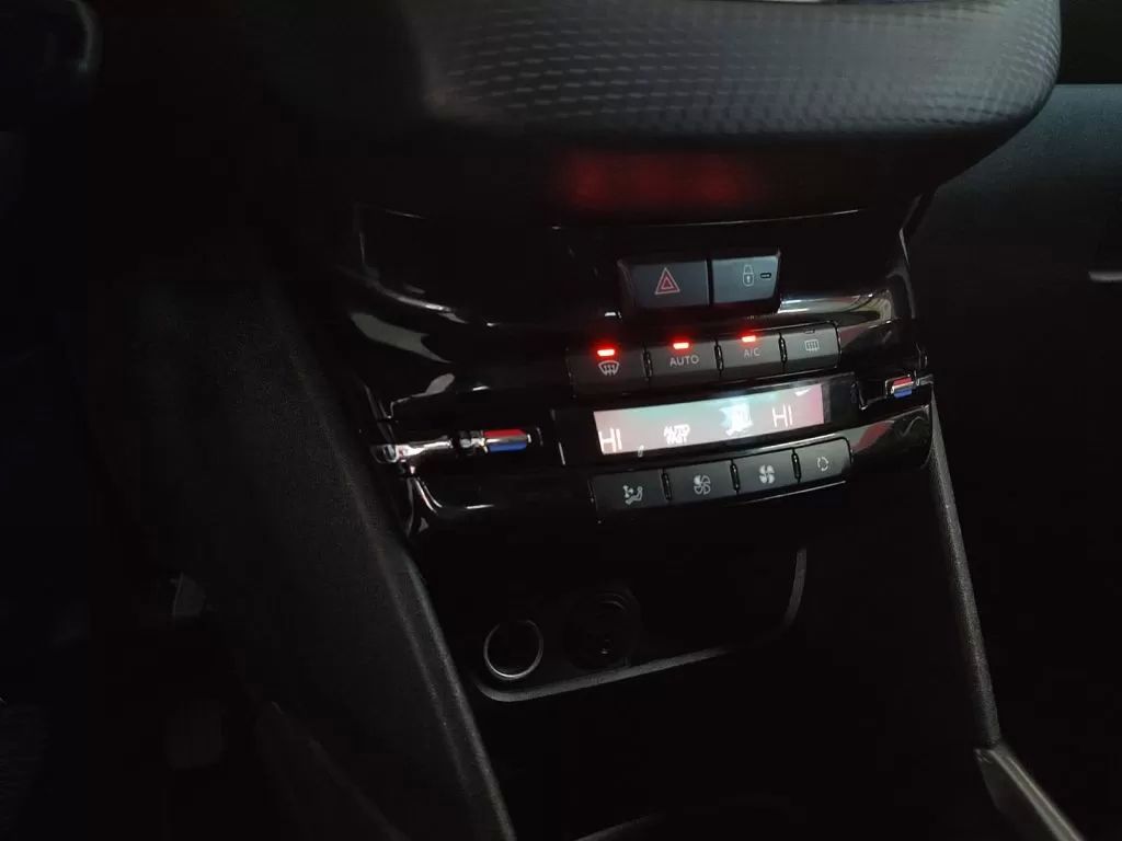 peugeot-2008-2017-gasolina-1199cc