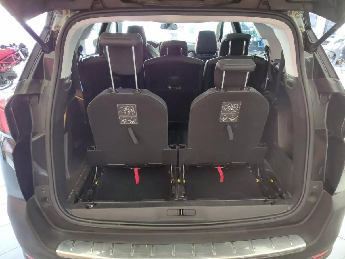 peugeot-5008-2019-gasolina-1199cc