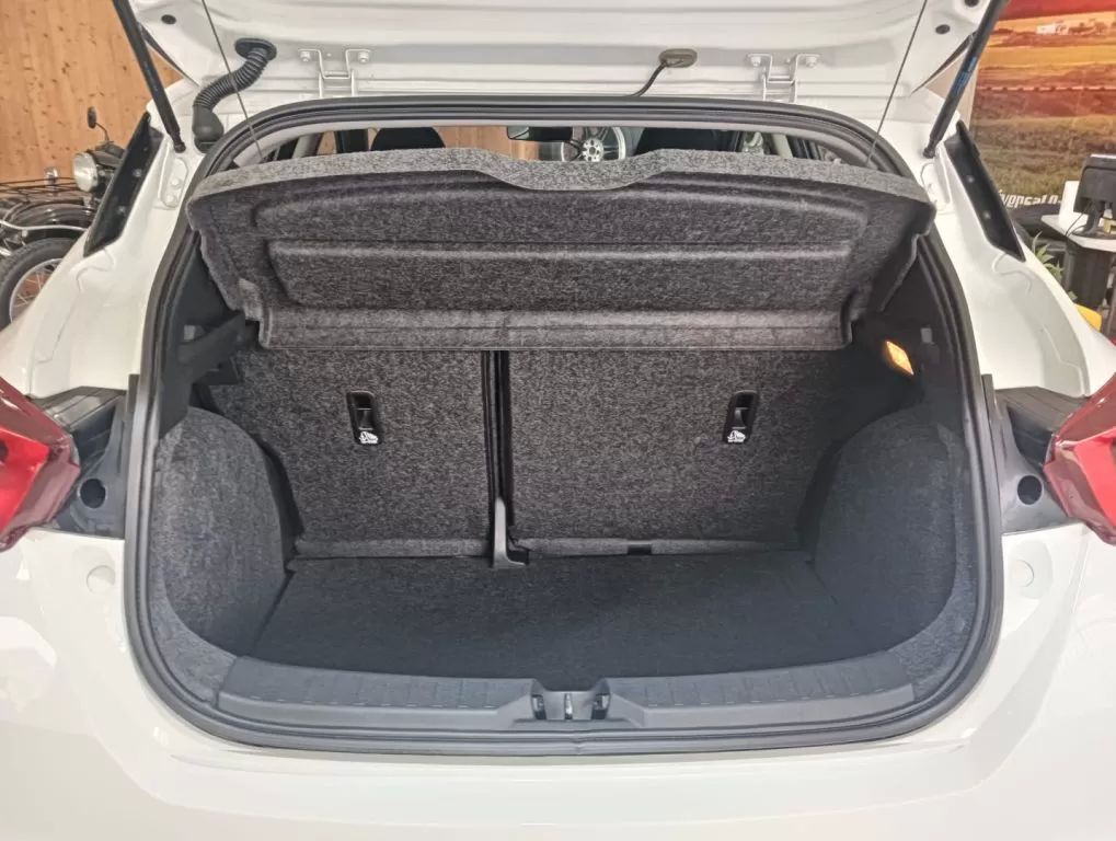 nissan-micra-2018-gasolina-898cc