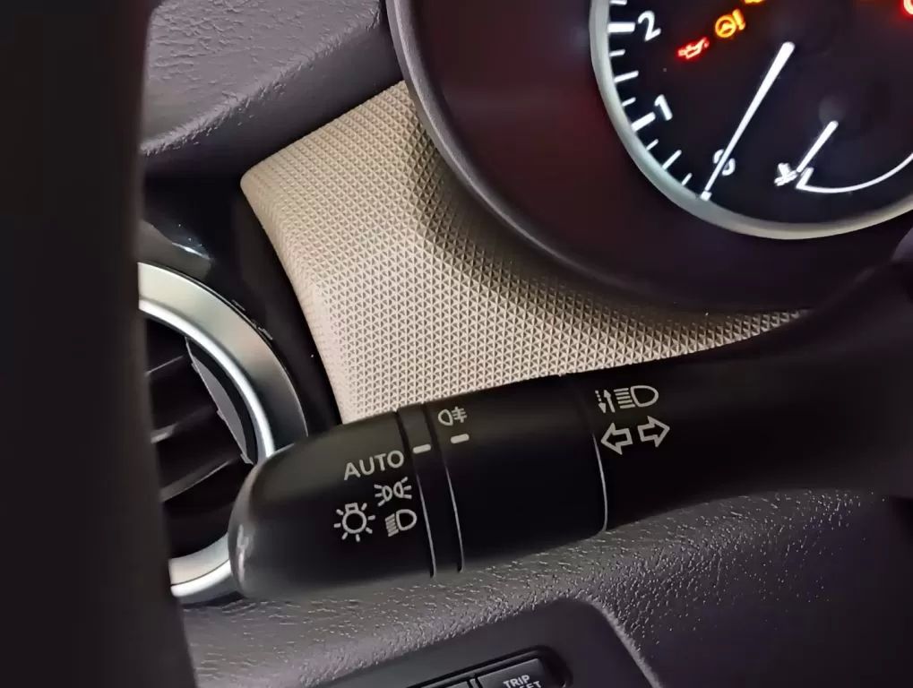 nissan-micra-2018-gasolina-898cc