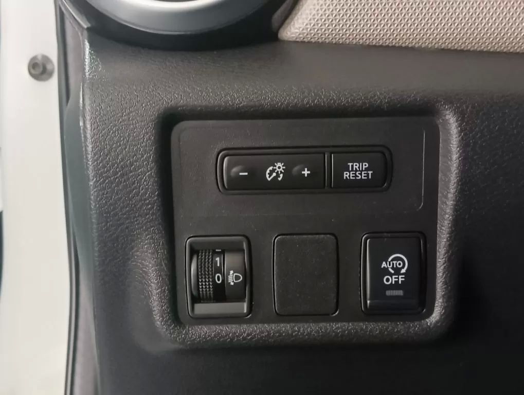 nissan-micra-2018-gasolina-898cc