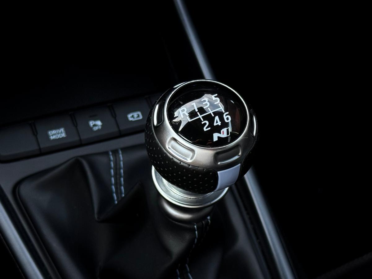 hyundai-i20-2023-gasolina-1598cc