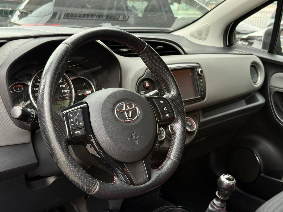 toyota-yaris-2016-gasolina-1329cc