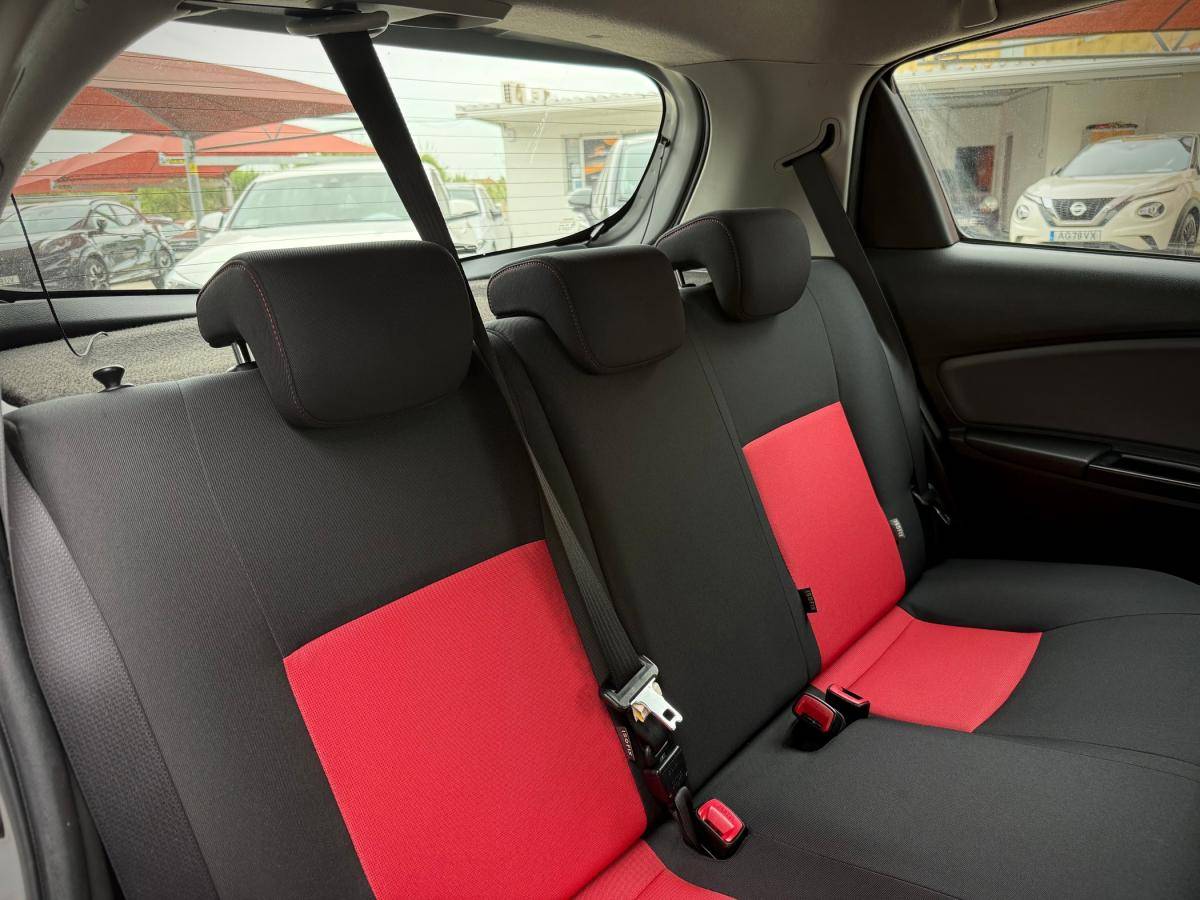 toyota-yaris-2016-gasolina-1329cc