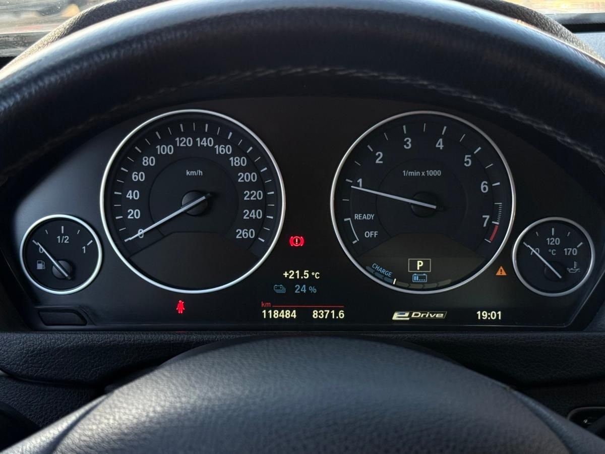 bmw-serie-3-2018-hibrido-a-gasolina-1998cc