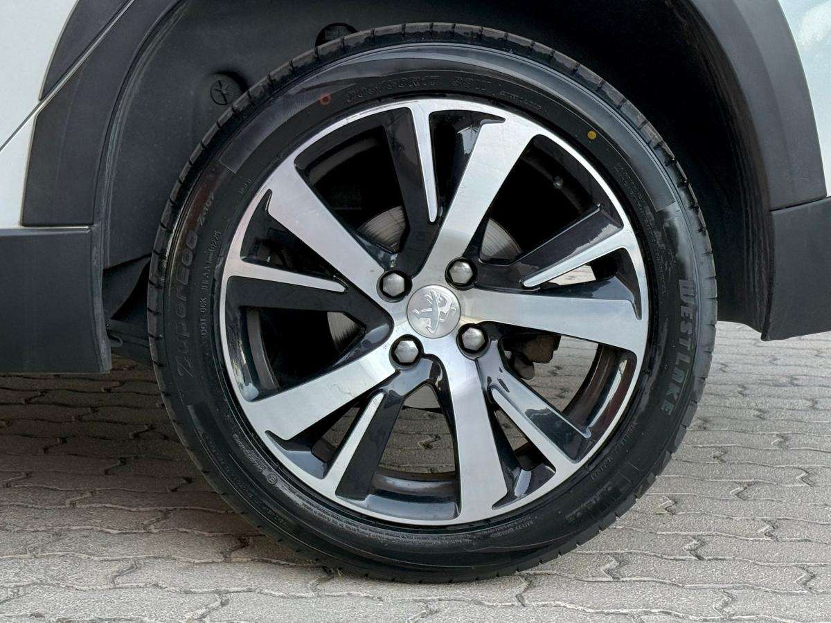 peugeot-2008-2018-gasolina-1199cc