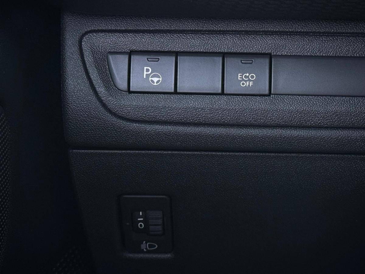 peugeot-2008-2018-gasolina-1199cc
