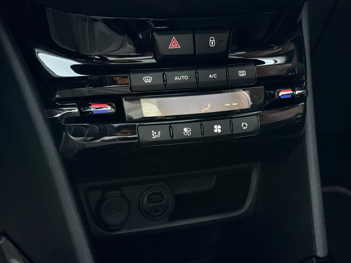peugeot-2008-2018-gasolina-1199cc