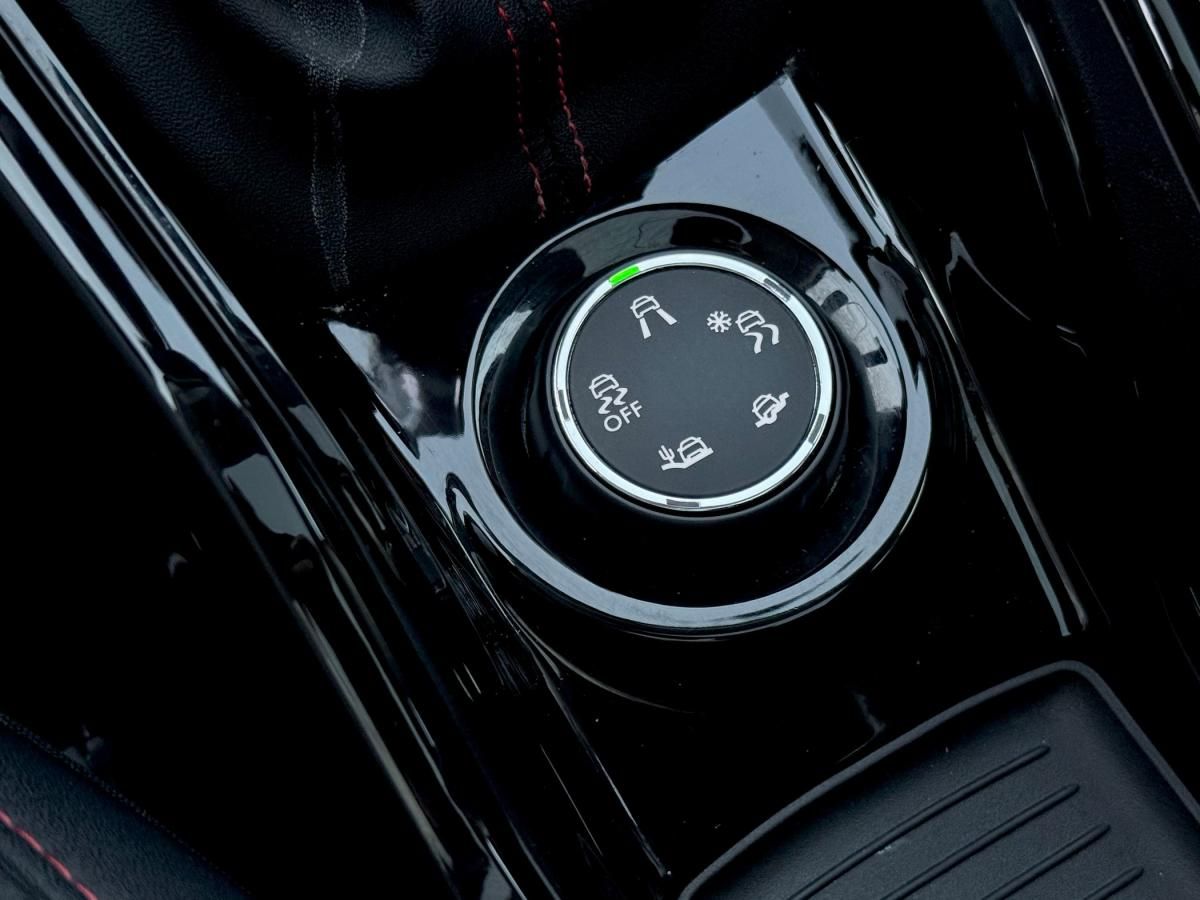 peugeot-2008-2018-gasolina-1199cc