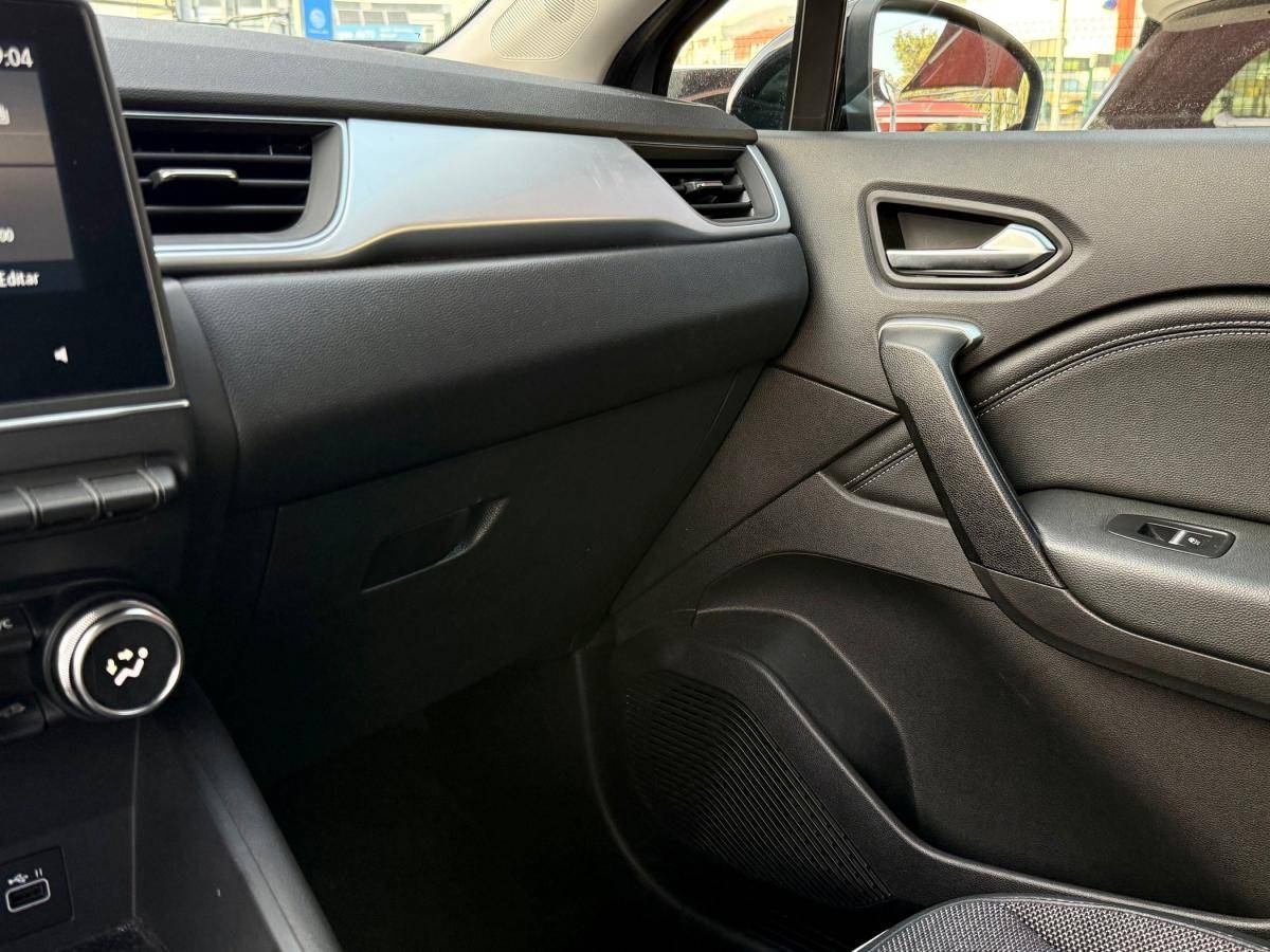 renault-captur-2023-hibrido-a-gasolina-1598cc