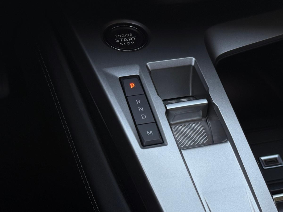 peugeot-308-2023-gasolina-1199cc