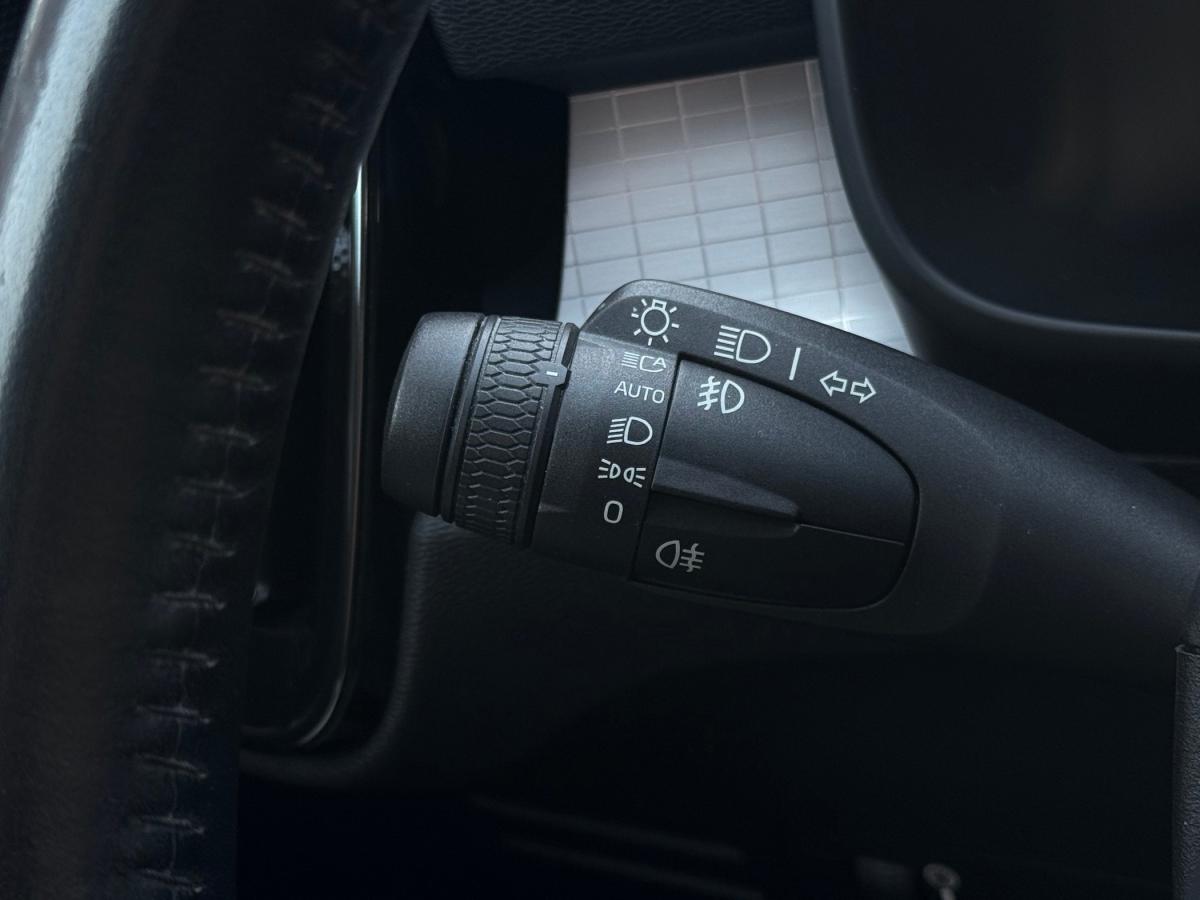 volvo-xc40-2019-diesel-1969cc
