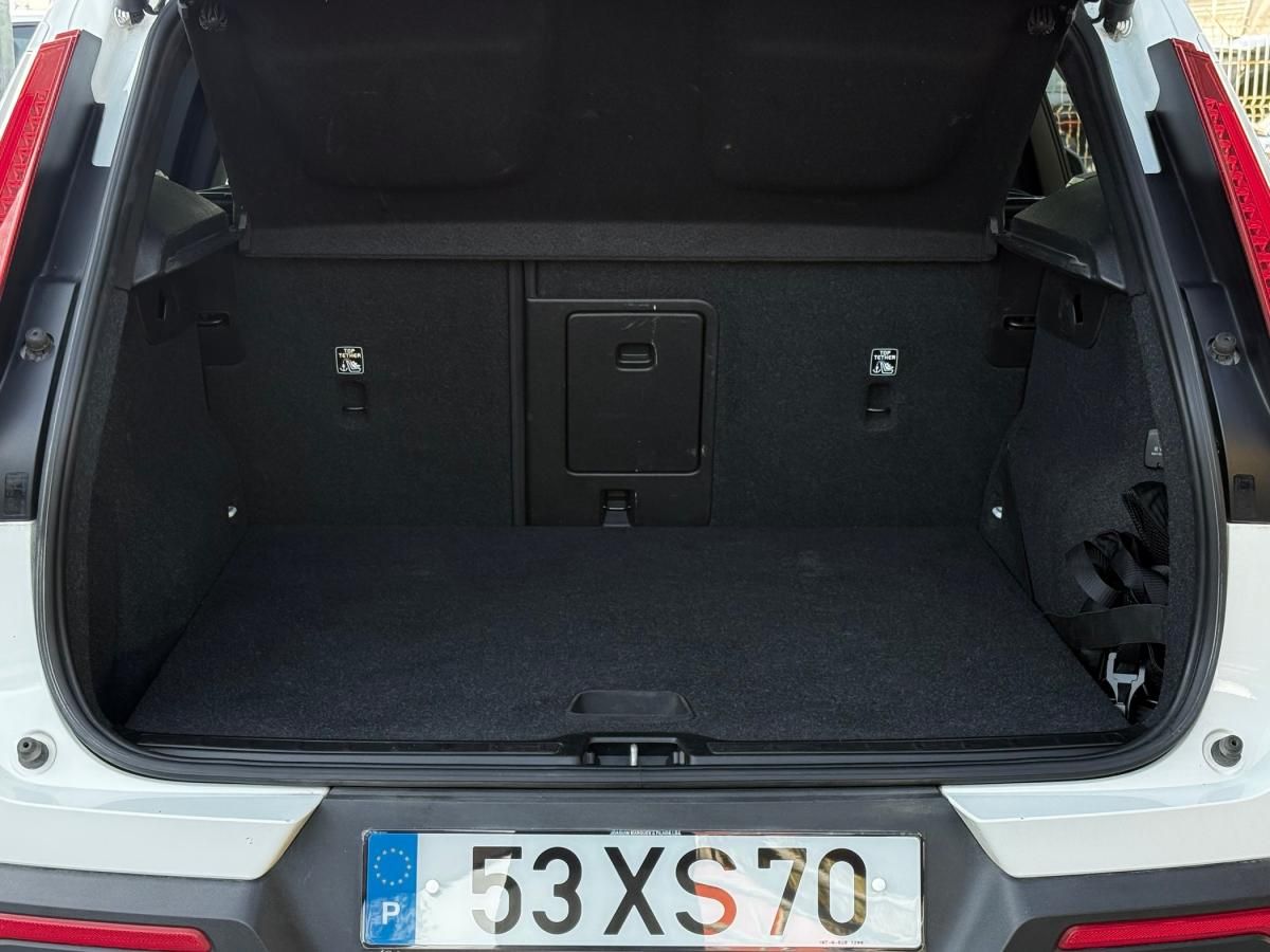 volvo-xc40-2019-diesel-1969cc
