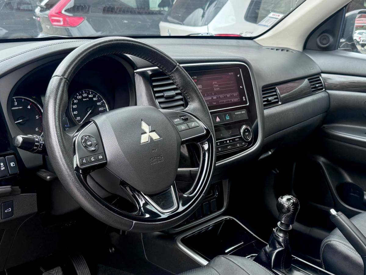 mitsubishi-outlander-2019-diesel-2268cc
