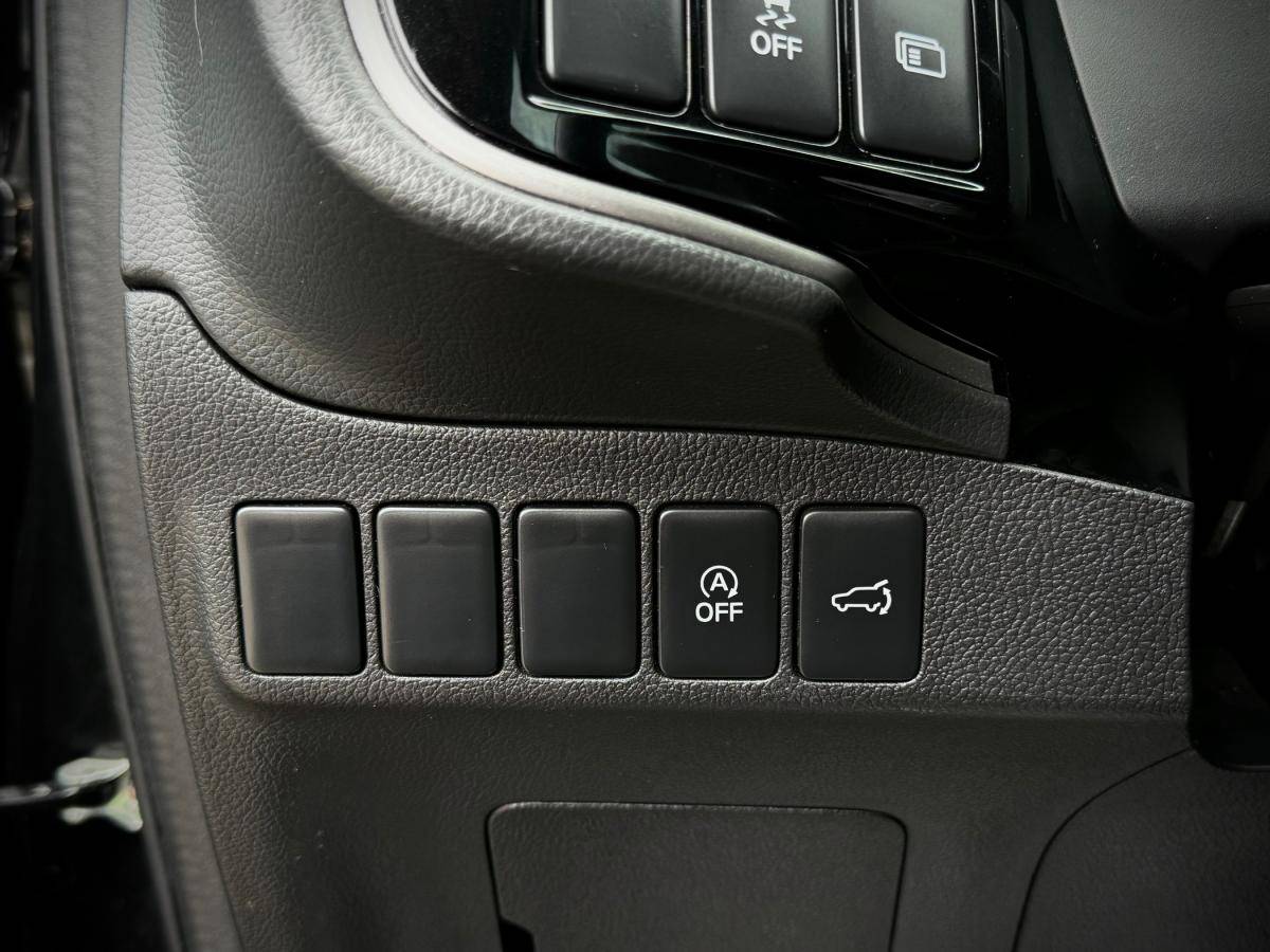 mitsubishi-outlander-2019-diesel-2268cc