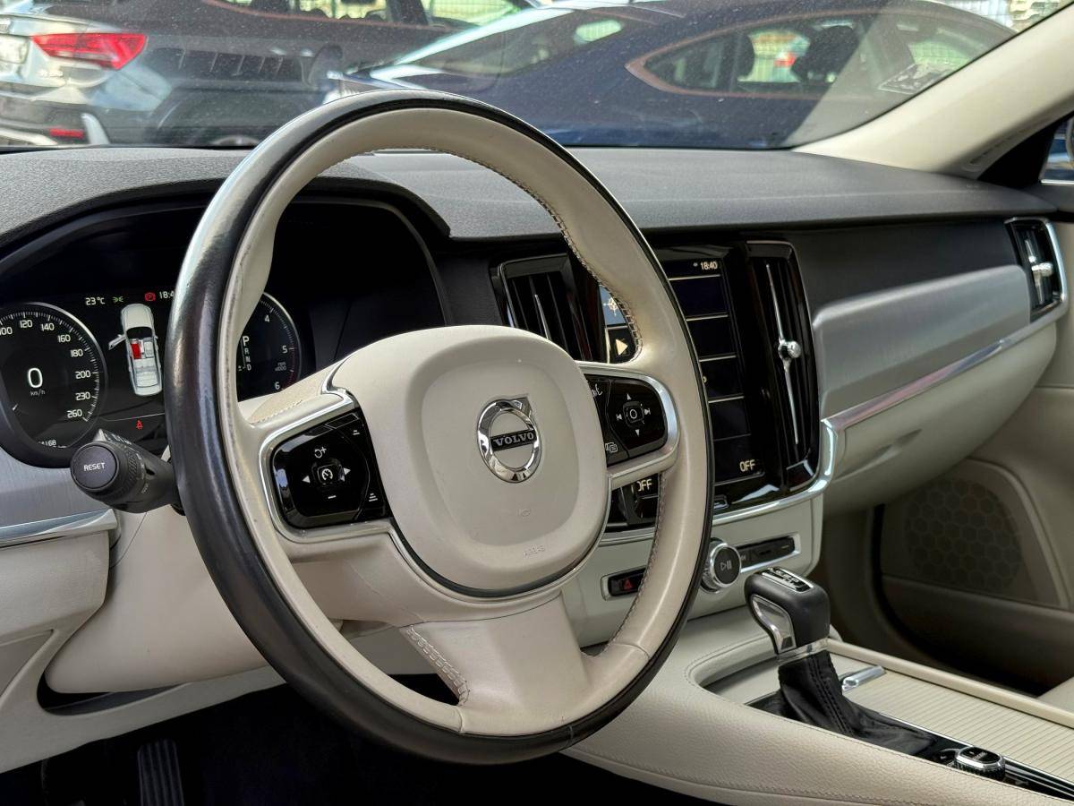 volvo-s90-2017-diesel-1969cc