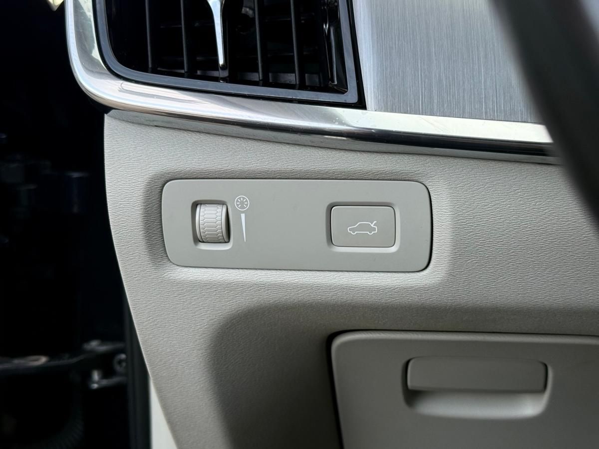 volvo-s90-2017-diesel-1969cc
