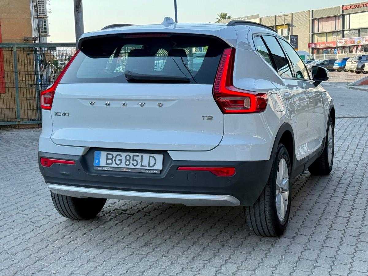 volvo-xc40-2024-gasolina-1477cc