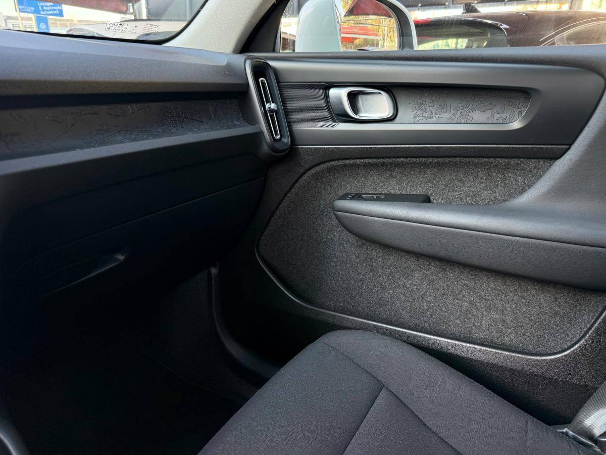 volvo-xc40-2024-gasolina-1477cc